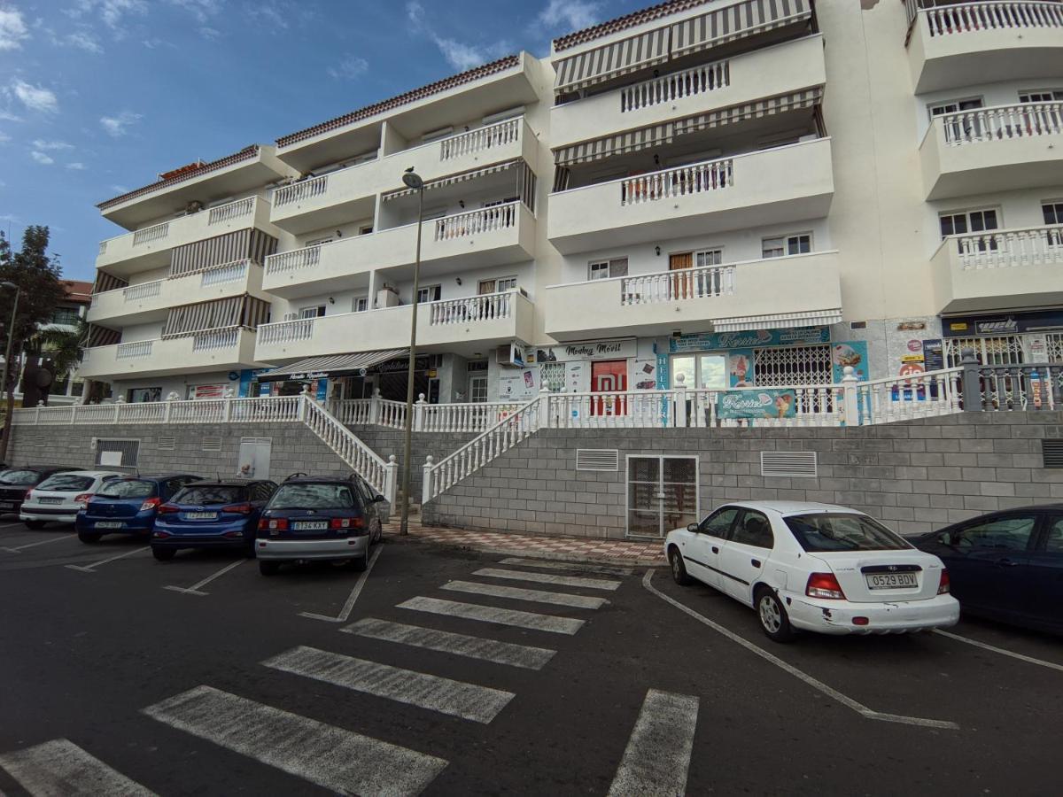 아데제 Apartamento "La Livenza" En El Centro De Adeje Con Garaje Privado 아파트 외부 사진