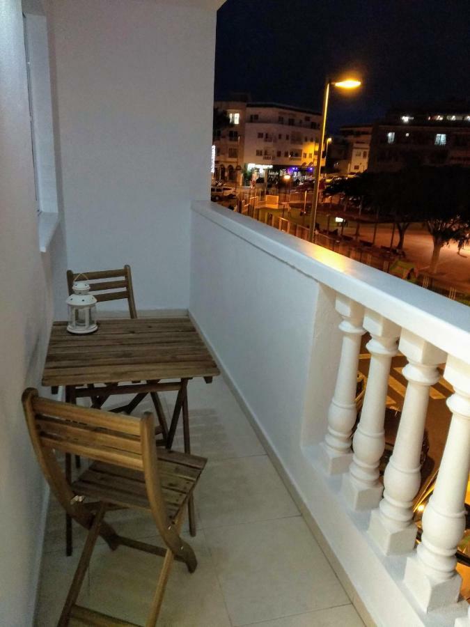 아데제 Apartamento "La Livenza" En El Centro De Adeje Con Garaje Privado 아파트 외부 사진